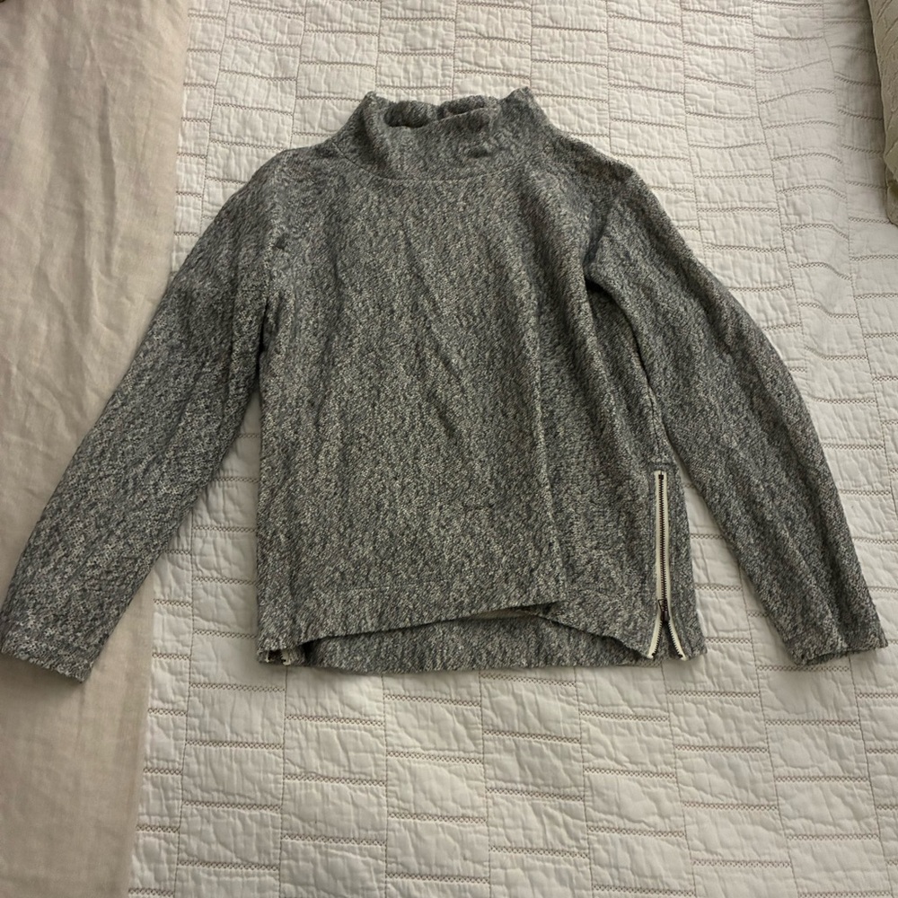 Lilla P Gray Women's Sweater